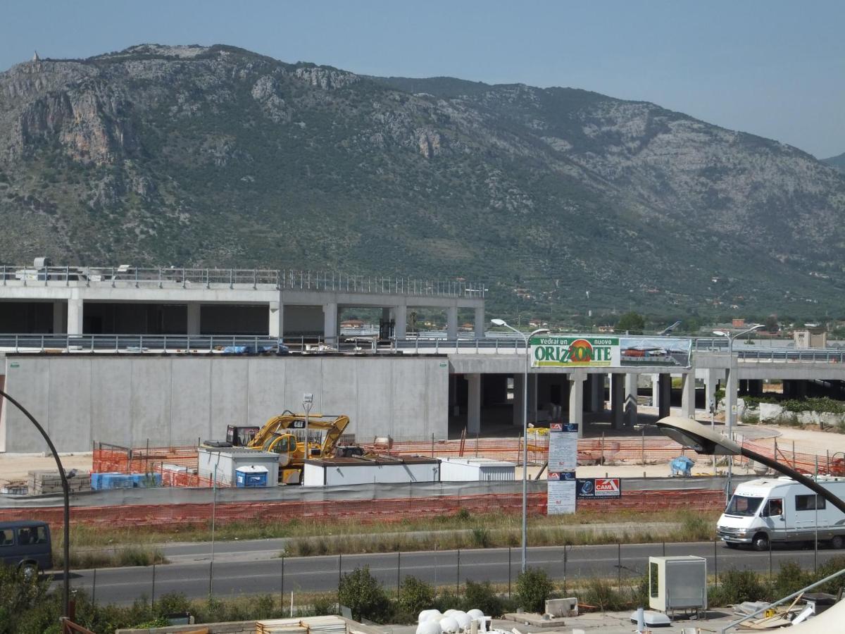 Complesso Riva Di Badino Aparthotel Terracina Luaran gambar