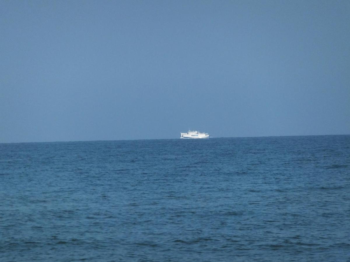 Complesso Riva Di Badino Aparthotel Terracina Luaran gambar